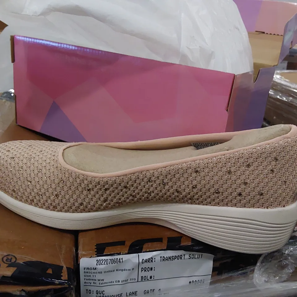 PALLET OF 26 CASES, EACH CONTAINING 4 PAIRS OF SKECHERS ARYA SWEET GLITZ RHINESTONE SKIMMER BALLET SLIP ON - UK SIZE 7.5, ROSE 