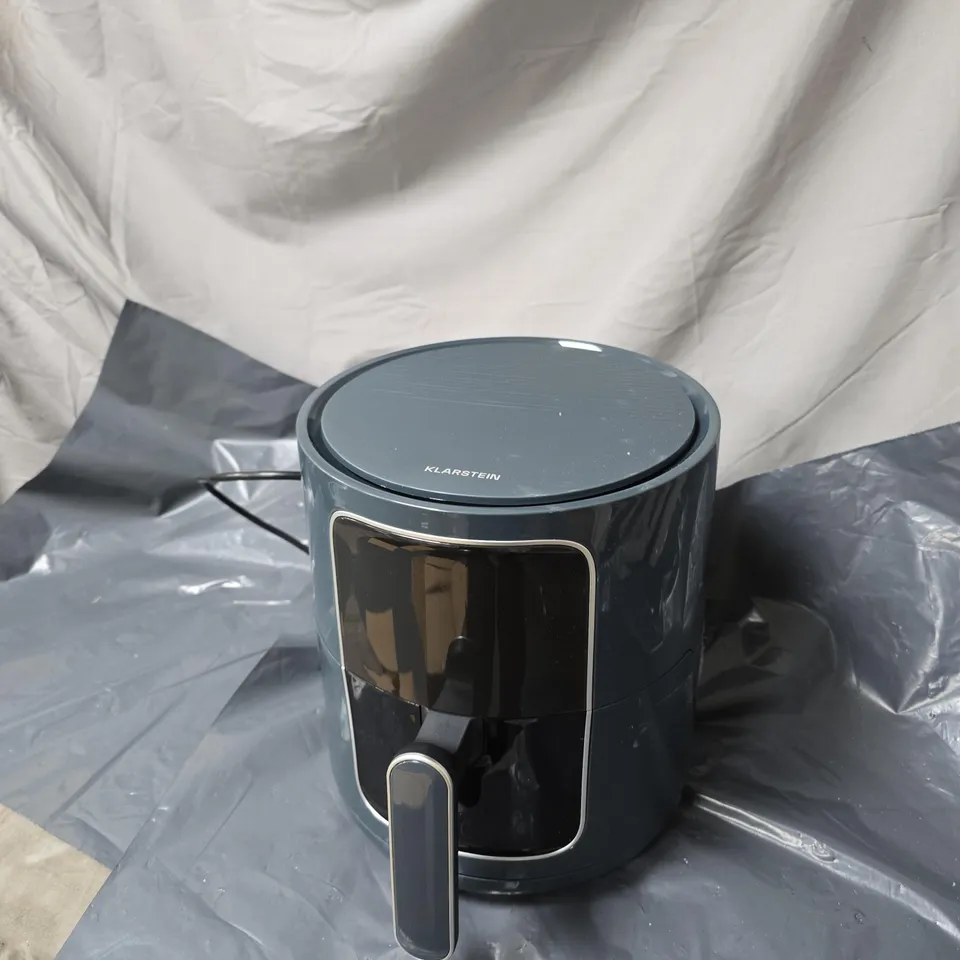 BOXED KLARSTEIN CRISP PRO HOT AIR FRYER 