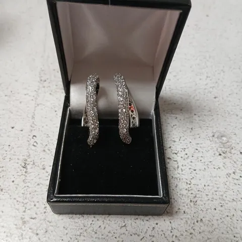 PAUL COSTELLO FOR DIAMONIQUE WAVE CHAIN LINK EARRINGS 