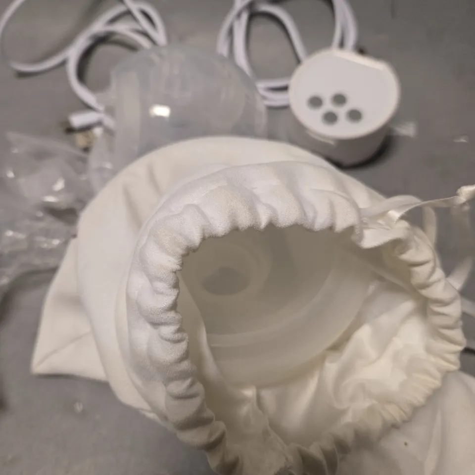 PAIR OF MOMCOZY BREASTPUMPS