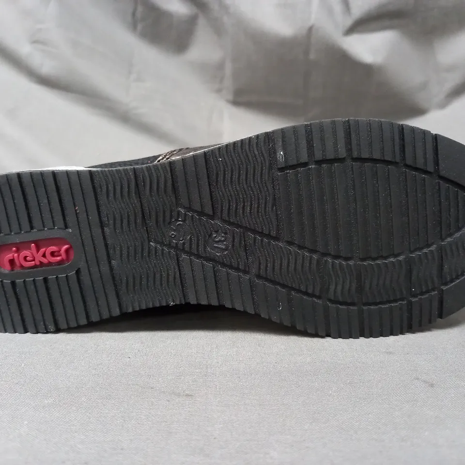 BOXED PAIR OF RIEKER HI TOP BOOTS IN BLACK SIZE 4