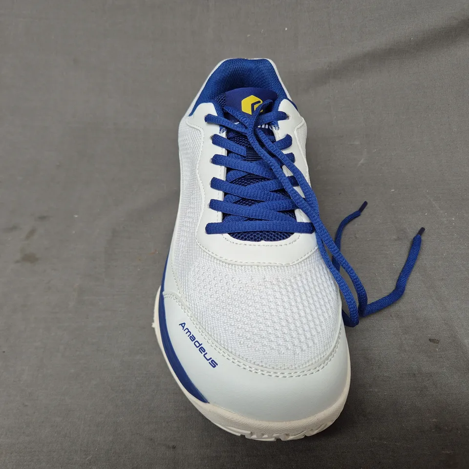 PAIR OF FITVILLE TRAINERS IN WHITE/BLUE UK SIZE 9