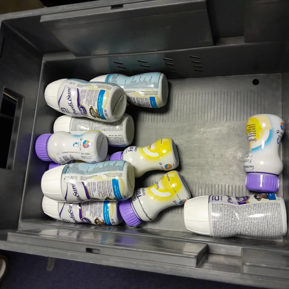 LOT OF ASSORTED FOOD ITEMS TO INCLUDE TWININGES COLD INFUSE, FORTISIP COMPACT DRINKS, ETC