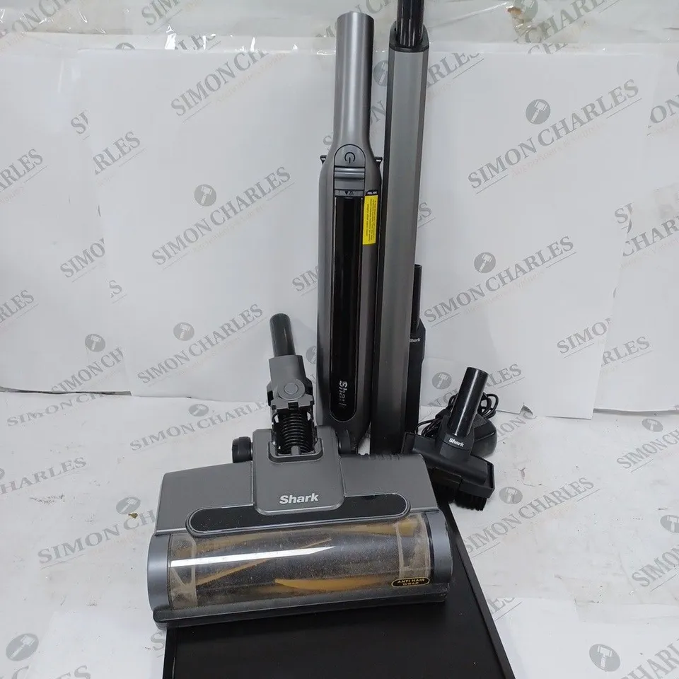 BOXED SHARK WANDVAC 2-IN-1 LIGHTWEIGHT CORDLESS HANDHELD VACUUM CLEANER WV361UK