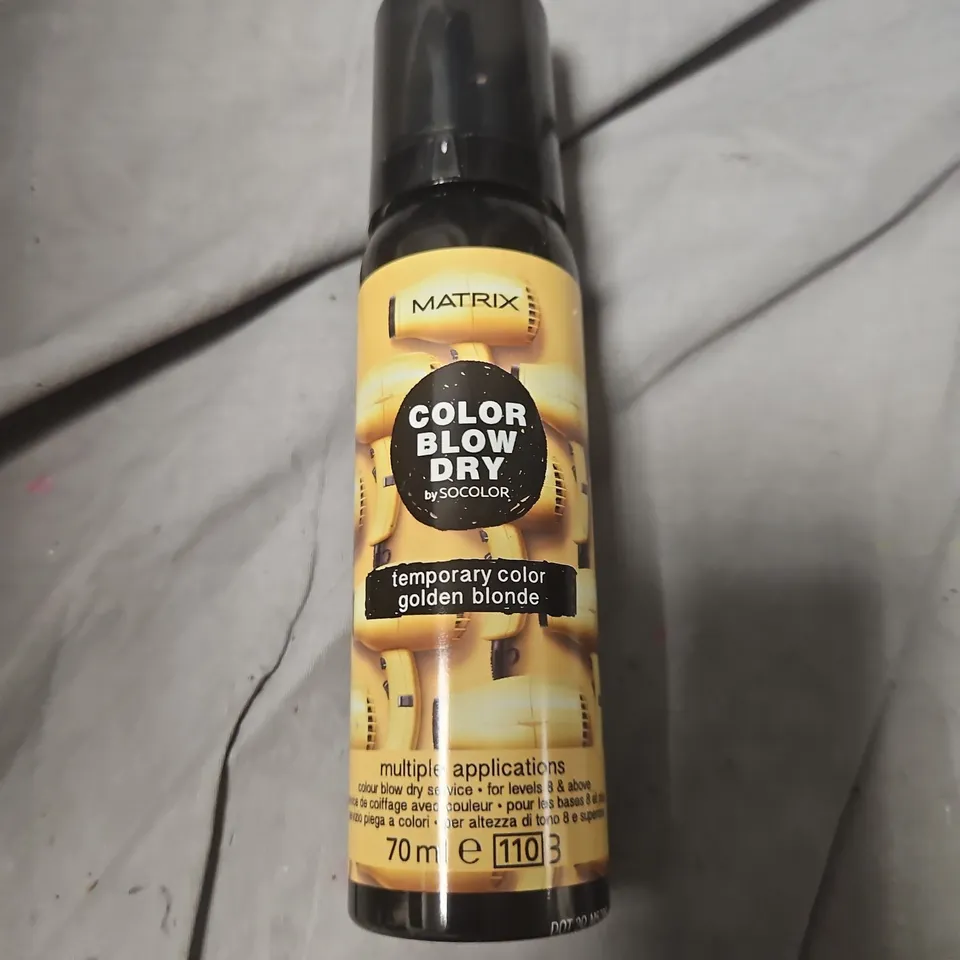 BOX OF APPROXIMATELY 24 MATRIX COLOR BLOW DRY TEMPORARY COLOR SPRAY – GOLDEN BLONDE, 70 ML