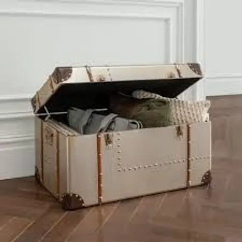 BRAND NEW HOMESDIRECT365 STORAGE TRUNK | LOCKABLE STORAGE BOX