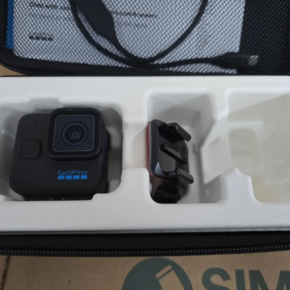 GOPRO HERO11 BLACK MINI ACTION CAMERA 