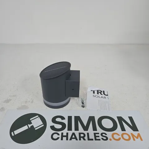 TRURO SOLAR WALL LIGHT – ANTHRACITE EDITION