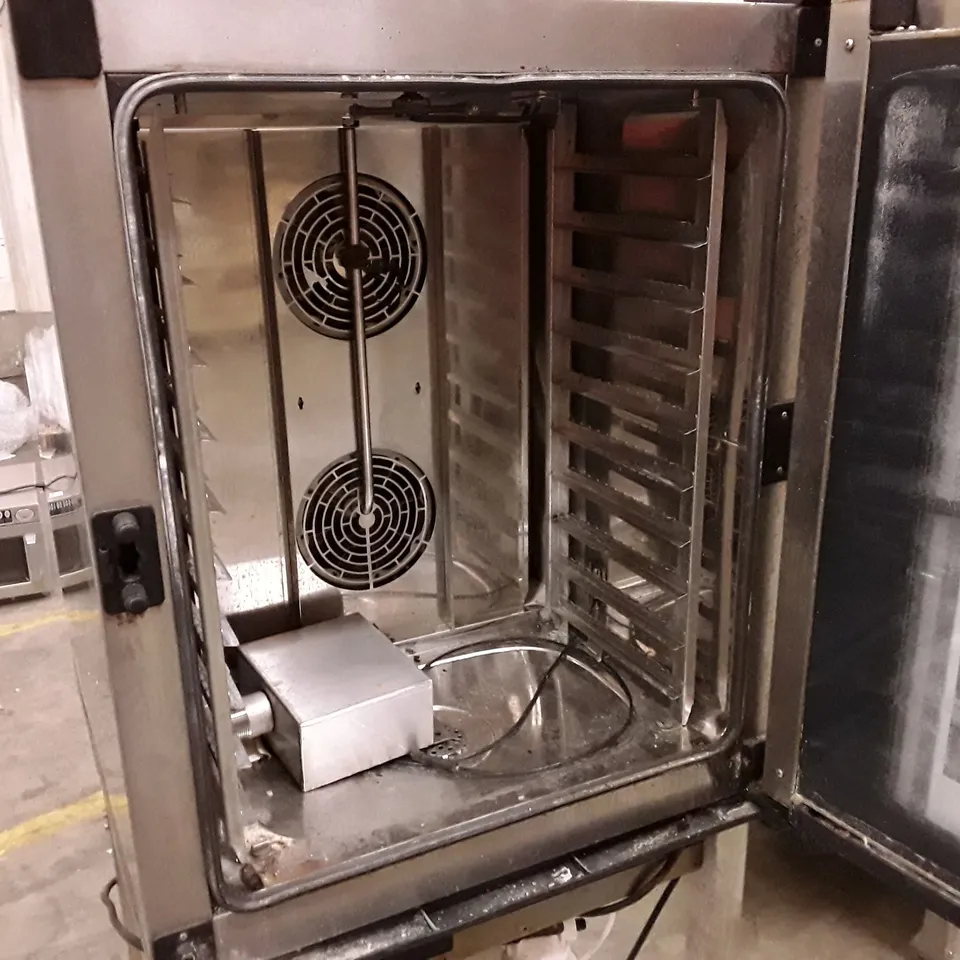 UNOX TOP CHEF 10 GRID OVEN ON STAND