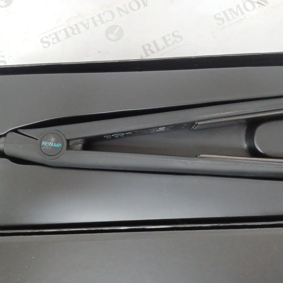 PROGLOSS TOUCH FIGITAL CERAMIC HAIR STRAIGHTENER RRP £100