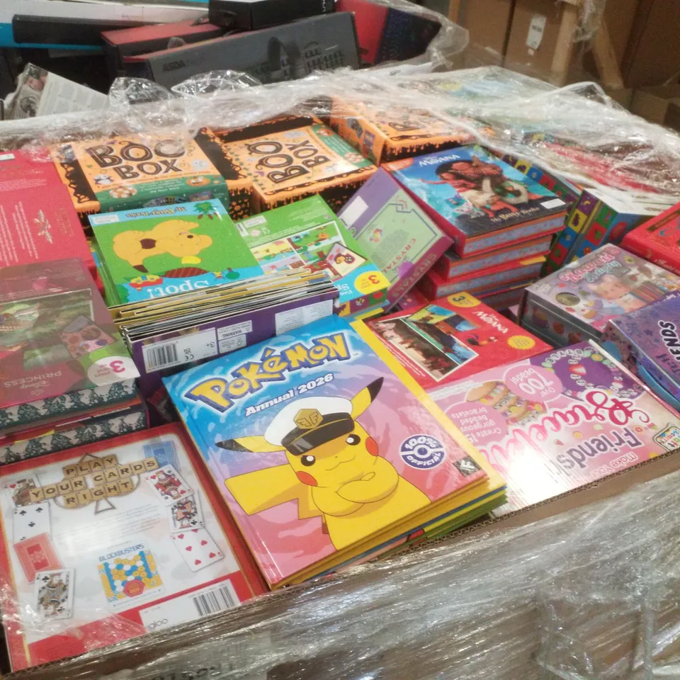 PALLET CONTAINING LARGE QUANTITY OF ASSORTED CHILDRENS ACTIVITY BOOKS