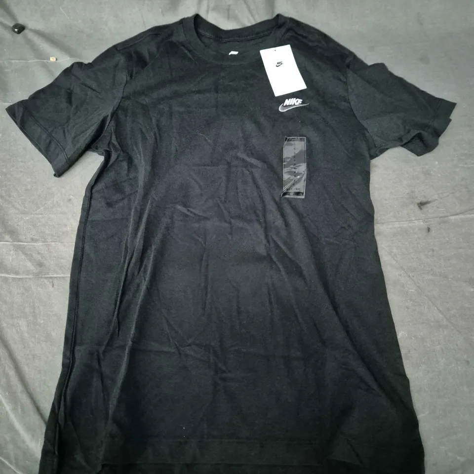 NIKE THE NIKE TEE BLACK T-SHIRT – SIZE S