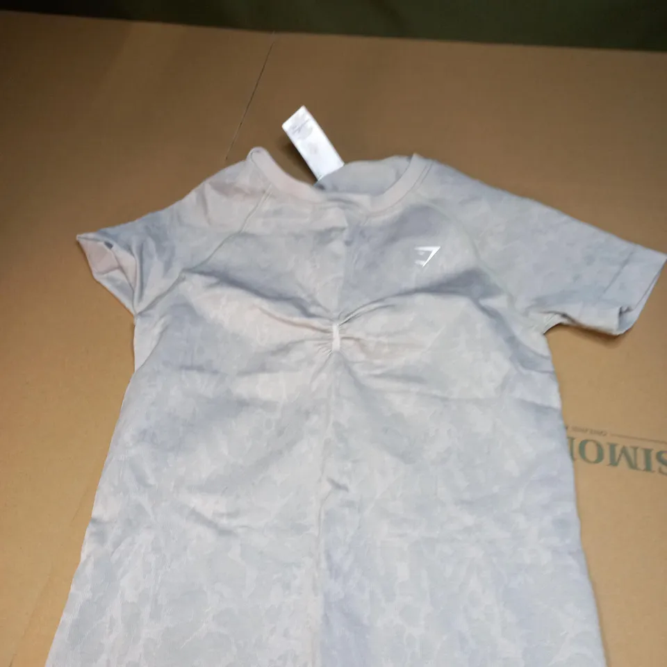 GYMSHARK WORKOUT SHIRT SIZE M