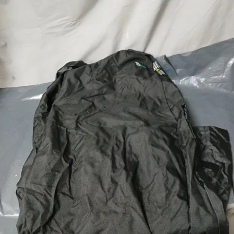 TOWN AND COUNTRY VEHICLE SEAT COVER, BLACK. UNBOXED