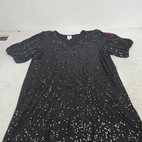 SCAMP & DUDE BLACK SEQUIN TOP – UK 16