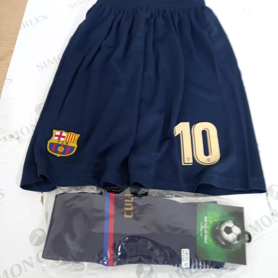 FC BARCALONA HOME KIT SIZE 28