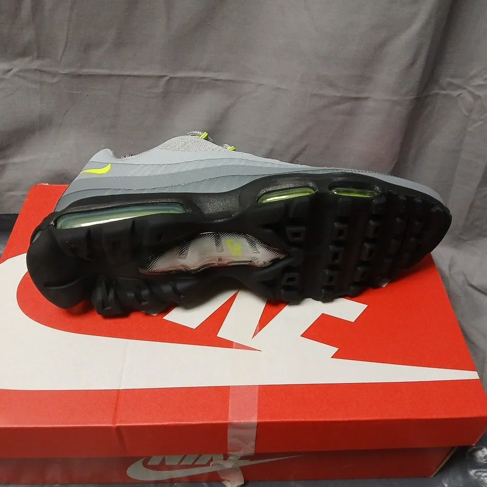 NIKE AIR MAX RUNNING SHOES – MEN'S, GREY/NEON YELLOW UK SIZE 9.5