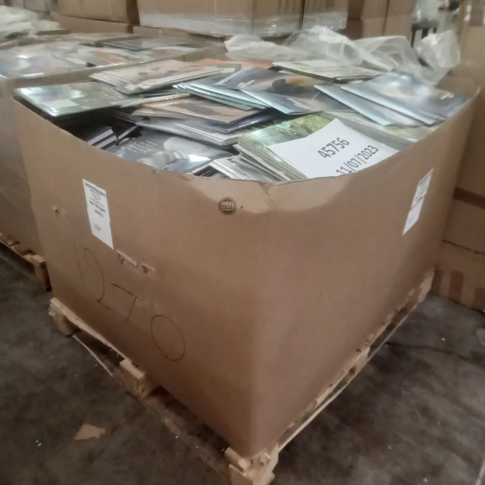 PALLET CONTAINING ASSORTED 2023 CALENDARS & PLANNERS