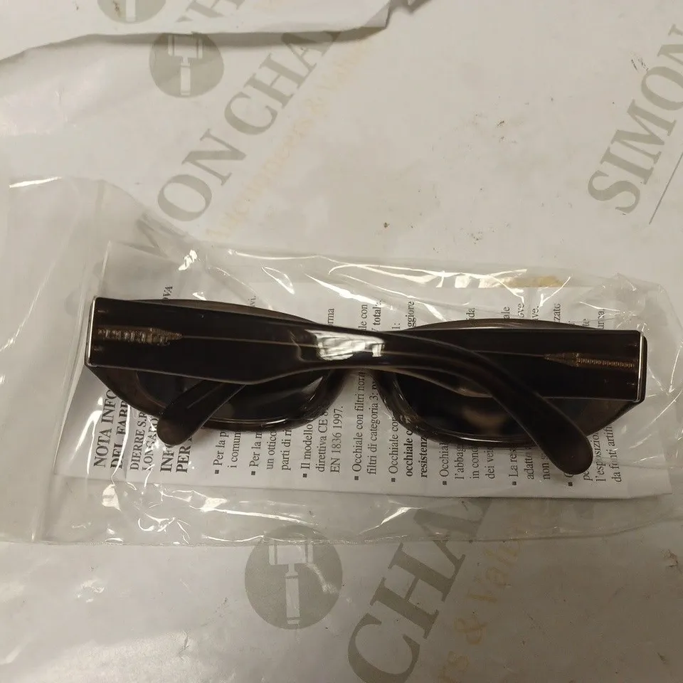 APPROXIMATELY 10 DIERRE POLICE SUNGLASSES - 51326M/0705