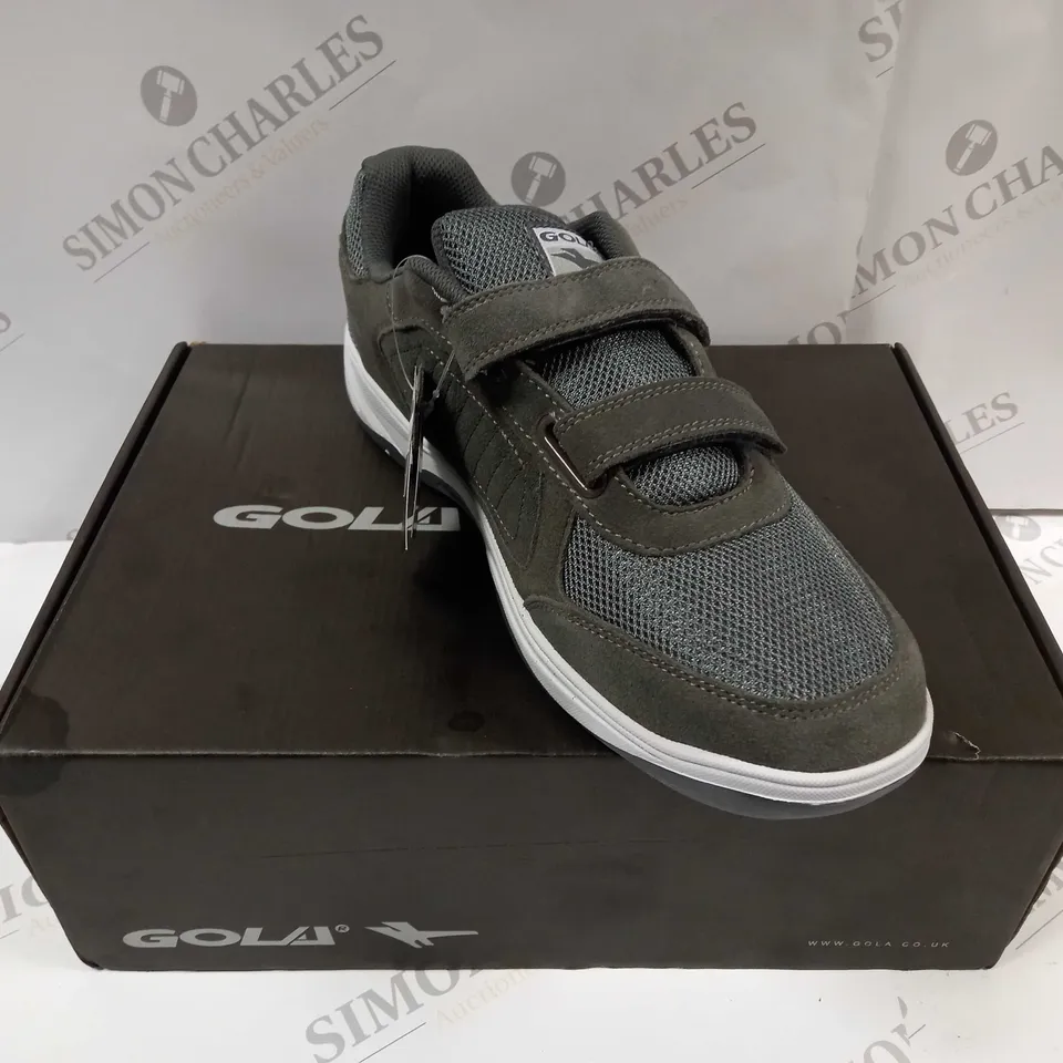 BOXED PAIR OF GOLA AMA833 BELMONT SUEDE TWIN BAR SHOES UK SIZE 10
