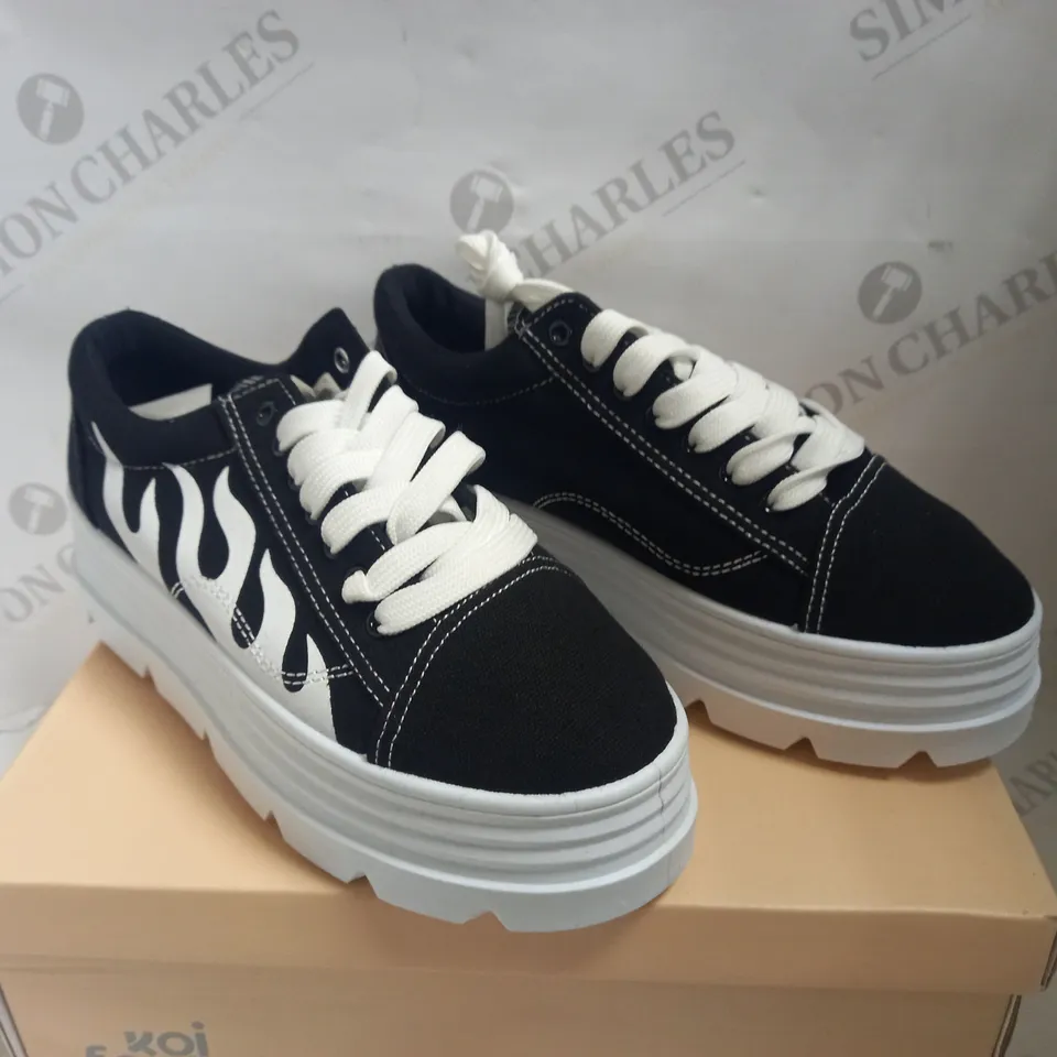 KOI VEGAN THE FURIES FLAMED CHUNKY TRAINERS - BLACK/WHITE SIZE 5