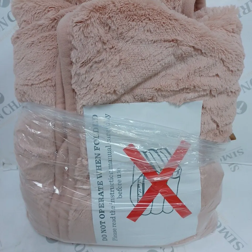 COZEE HOME HEATED BLANKET IN PINK