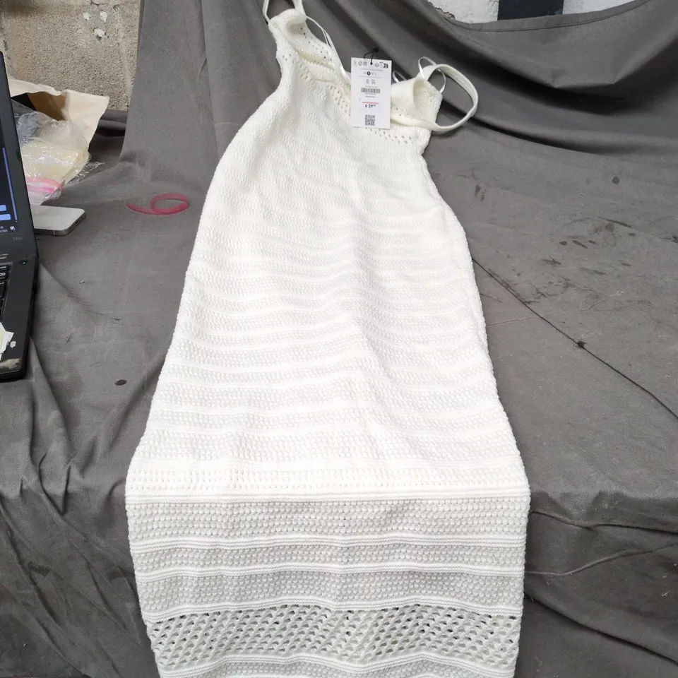 BERSHKA DRESS BEIGE SIZE S
