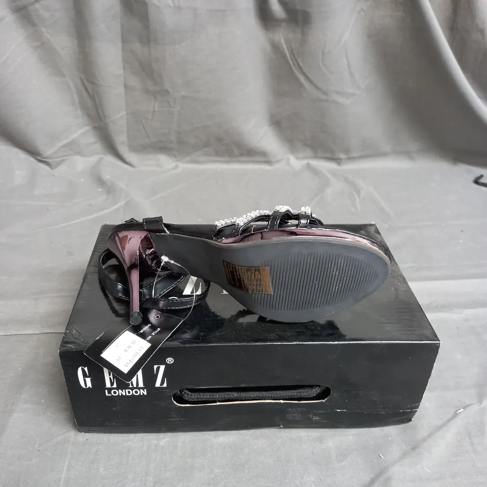 BOX OF APPROX 12 PAIRS OF GEMS RHINESTONE STRAP HEELS IN BLACK - VARIOUS SIZES