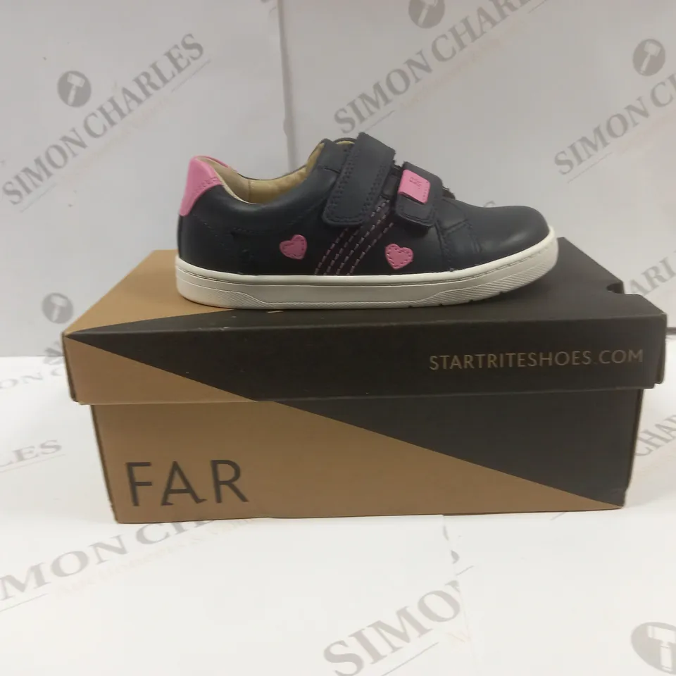 BOXED PAIR OF START RITE FANTASY GIRLS SHOES UK SIZE 10