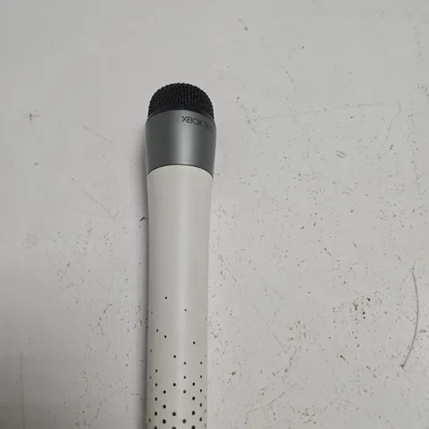 XBOX 360 MICROPHONE – WHITE HANDHELD MIC
