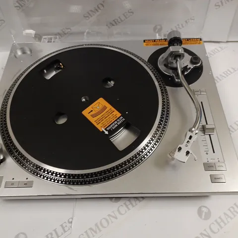 VICTROLA PROFFESIONAL TURNTABLE