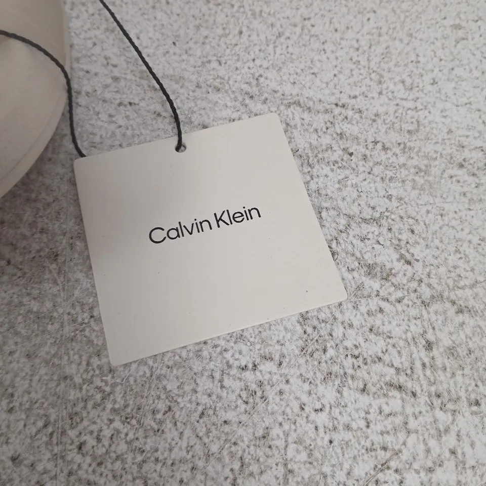 CALVIN KLEIN SLIDES SANDALS – BEIGE/CREME - SIZE 4