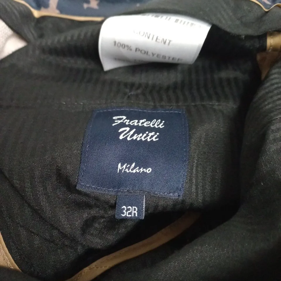 FRATELLI UNITI MENS SUIT WITH WAISTCOAT CHEST 38 TROUSERS 32R IN NEXT SUIT BAG