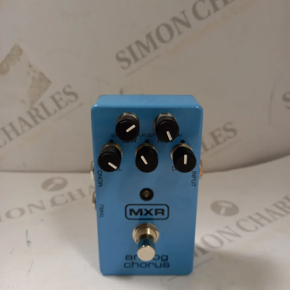 JIM DUNLOP MXR ANALOG CHORUS