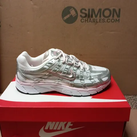 NIKE WOMENβS P-6000 RUNNING SHOES β SILVER/WHITE WITH PINK ACCENTS (UK 8.5 / US 10.5)