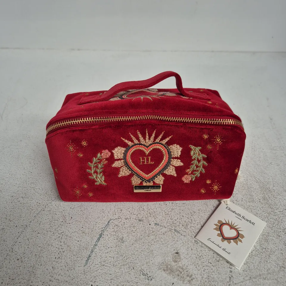 ELIZABETH SCARLETT ROUGE VELVET OPEN FLAT MAKEUP BAG