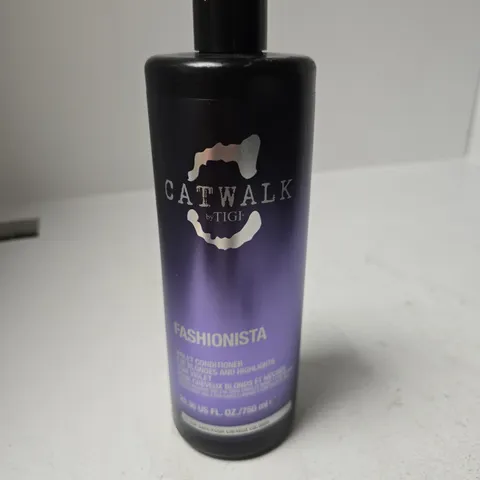 APPROXIMATELY 9 X CATWALK BY TIGI FASHIONISTA HAIR CONDITIONER - 750ML