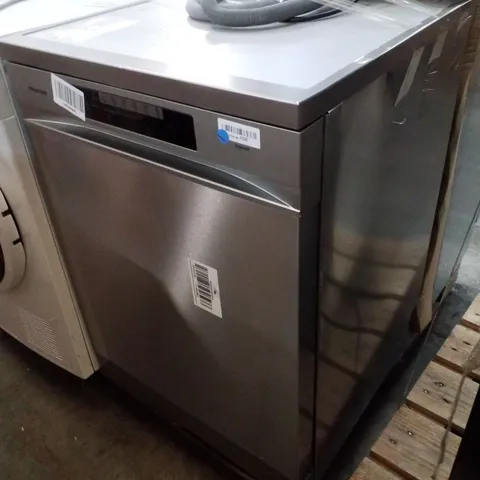 HISENSE HS642E60XUK FREESTANDING DISHWASHER - SILVER