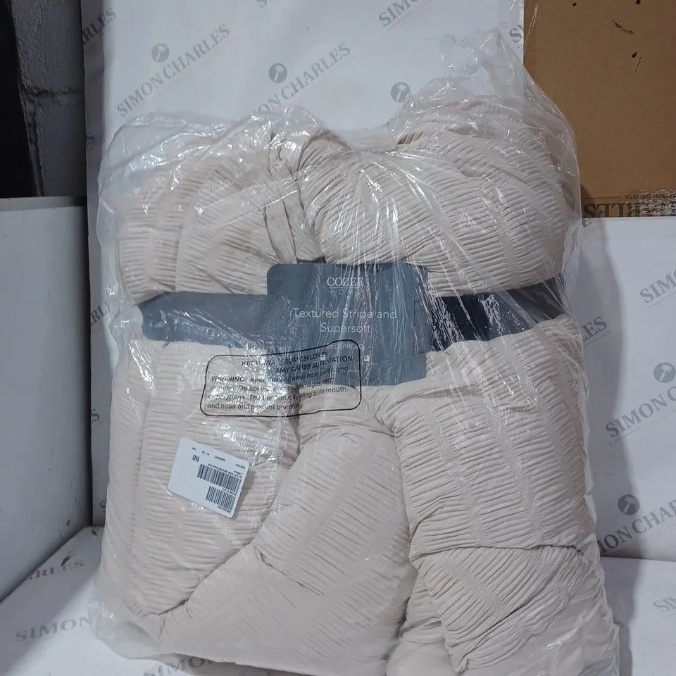 SUPERSOFT BY COZEE HOME TEXTURED STRIPE BEDSPREAD WITH CONTRAST BORDER - STONE // SIZE: 250 X 260CM 