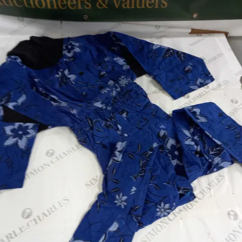 LOT OF 18 NAVY FLORAL JUMPSUITS - VARIOUS SIZES