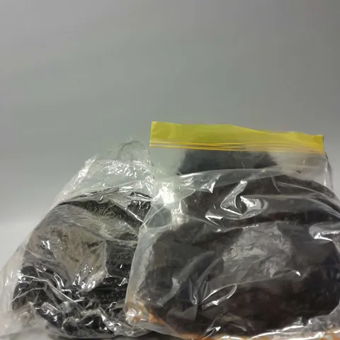 TOTE OF APPROX 10 SYNTHETIC HAIR PRODUCTS TOO INCLUDE WIGS AND ACCESSORIES
