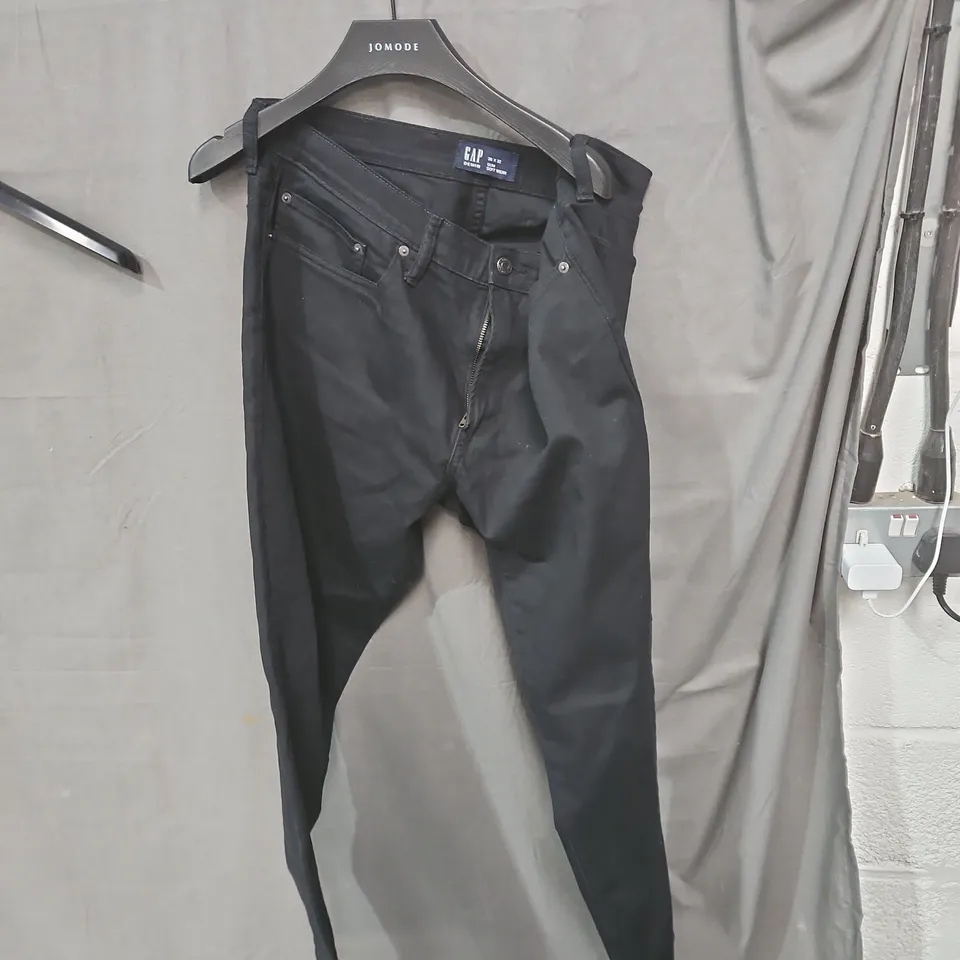 GAP DENIM SLIM JEANS – BLACK, UK 36 X 32