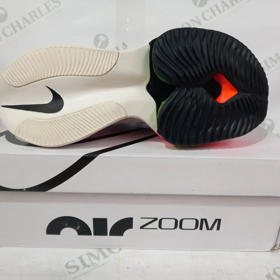 BOXED PAIR OF NIKE AIR ZOOM ALPHAFLY SHOES IN WHITE/PINK UK SIZE 5