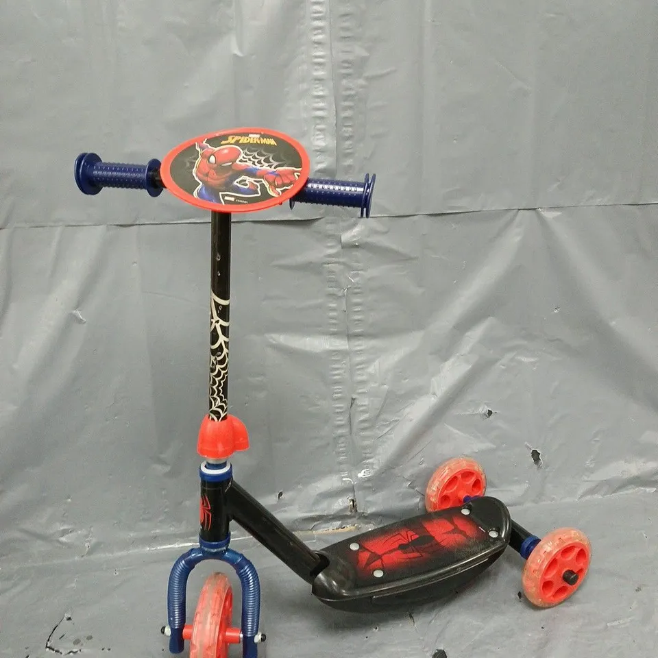 SPIDERMAN 3 WHEELED SCOOTER - COLLECTION ONLY