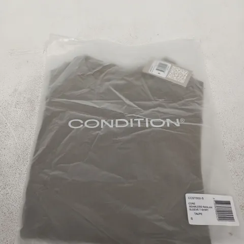 BAGGED CONDITION CORE SEAMLESS RAGLAN SLEEVE T-SHIRT – TAUPE, SIZE S