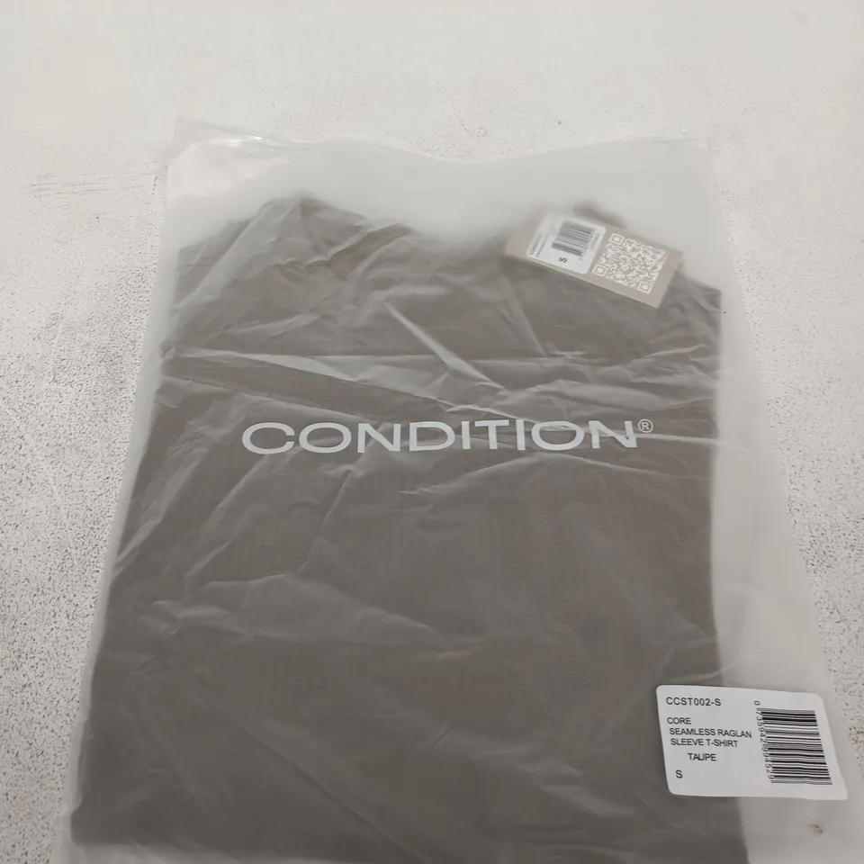 BAGGED CONDITION CORE SEAMLESS RAGLAN SLEEVE T-SHIRT – TAUPE, SIZE S