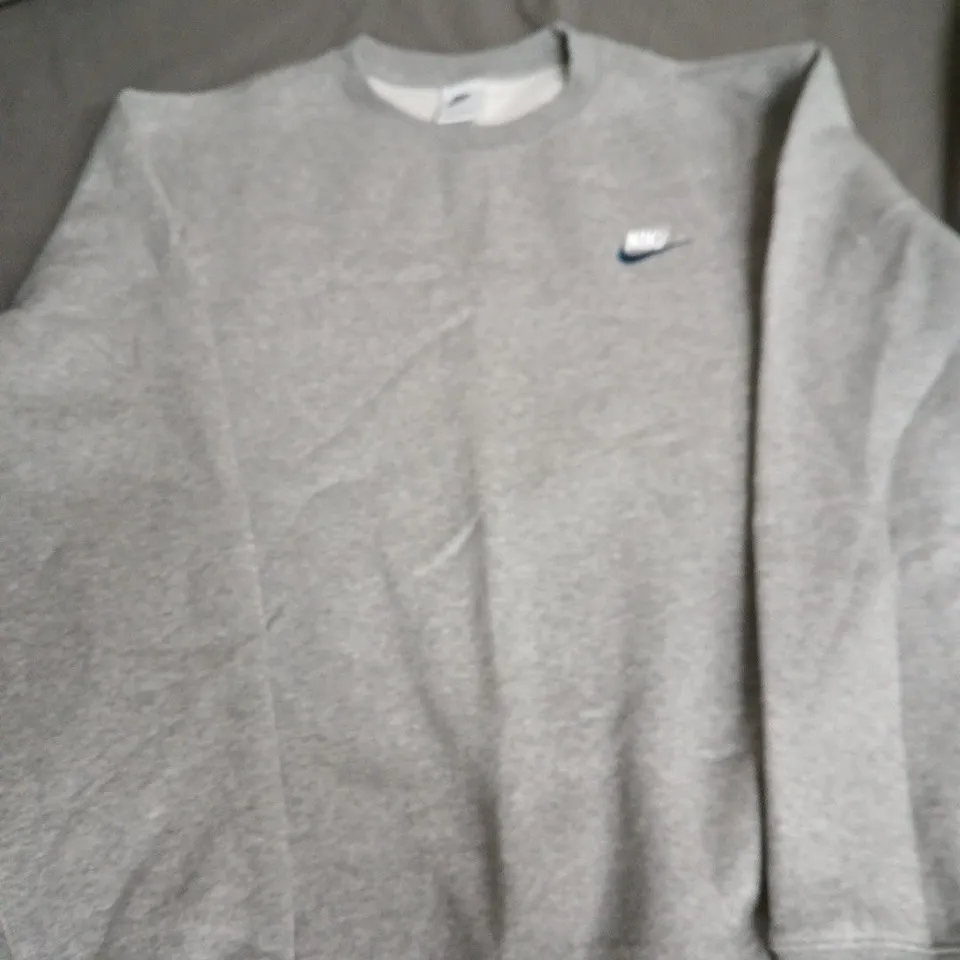 NIKE GREY SWEATSHIRT – UK SIZE L – MADE IN EGYPT