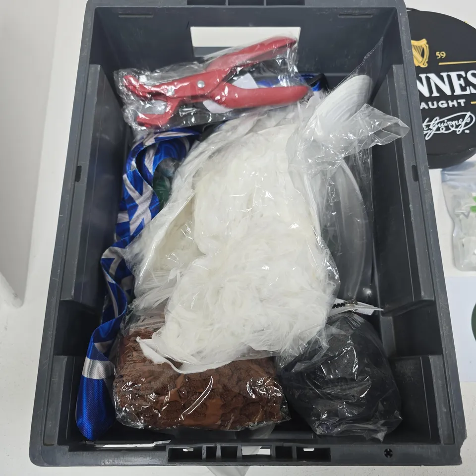 TOTE OF APPROXIMATELY 1O HOUSEHOLD ITEMS TO INCLUDE: GUINNESS SIGN, CEILING LIGHT BULB, MISC FABRICS/MATERIALS