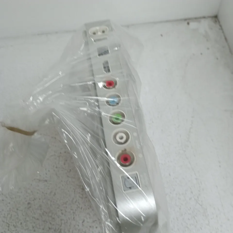 APPLE TV STREAMING MEDIA PLAYER – WRAPPED IN PLASTIC