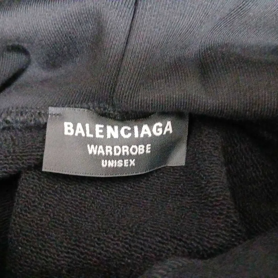 BALENCIAGA HOODIE – BLACK UNISEX XS